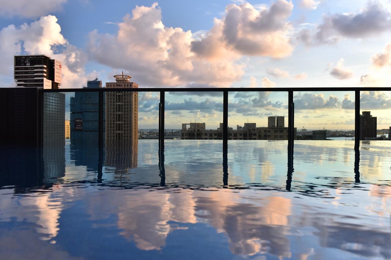 Silks Club Hotel Kaohsiung Buitenkant foto A computer-generated image of a flooded New York City skyline